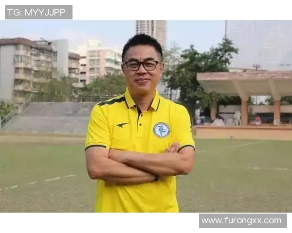 《足球传奇:从绿茵场到书页上的英雄故事与人生启示》 《足球传奇:从绿茵场到书页上的英雄故事与人生启示》