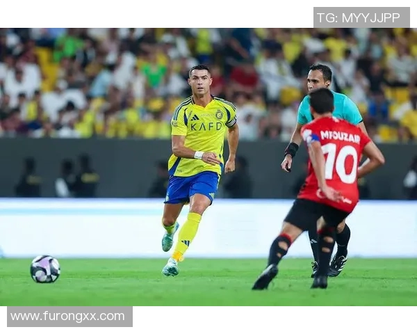 纵观绿茵场辉煌岁月细数历代当家球星的荣耀与传奇 纵观绿茵场辉煌岁月细数历代当家球星的荣耀与传奇